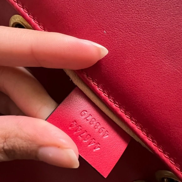 GUCCI Mini GG Marmont Matelassé Shoulder Bag "FIRM PRICE" - Picture 10 of 16